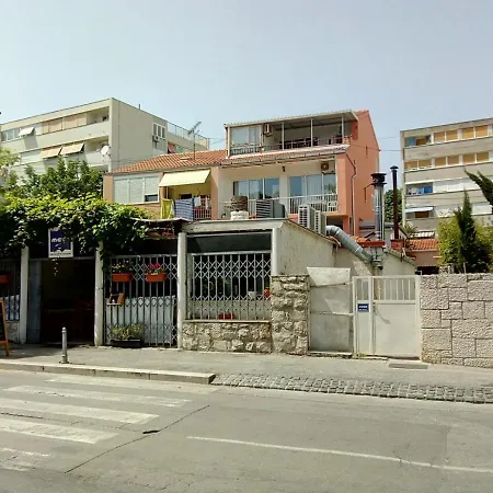 Sunshower Apartment And Studio Split Exterior photo